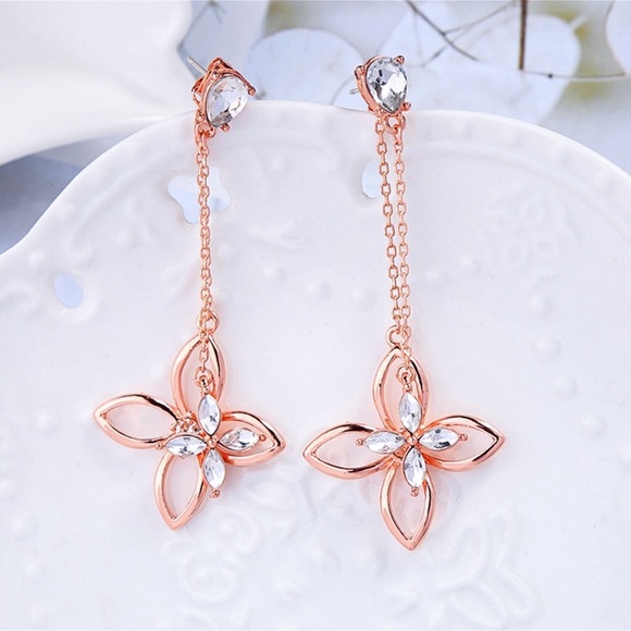 Jewelry - Rose Gold/Crystal Flower Dangle Earrings w/Jackets